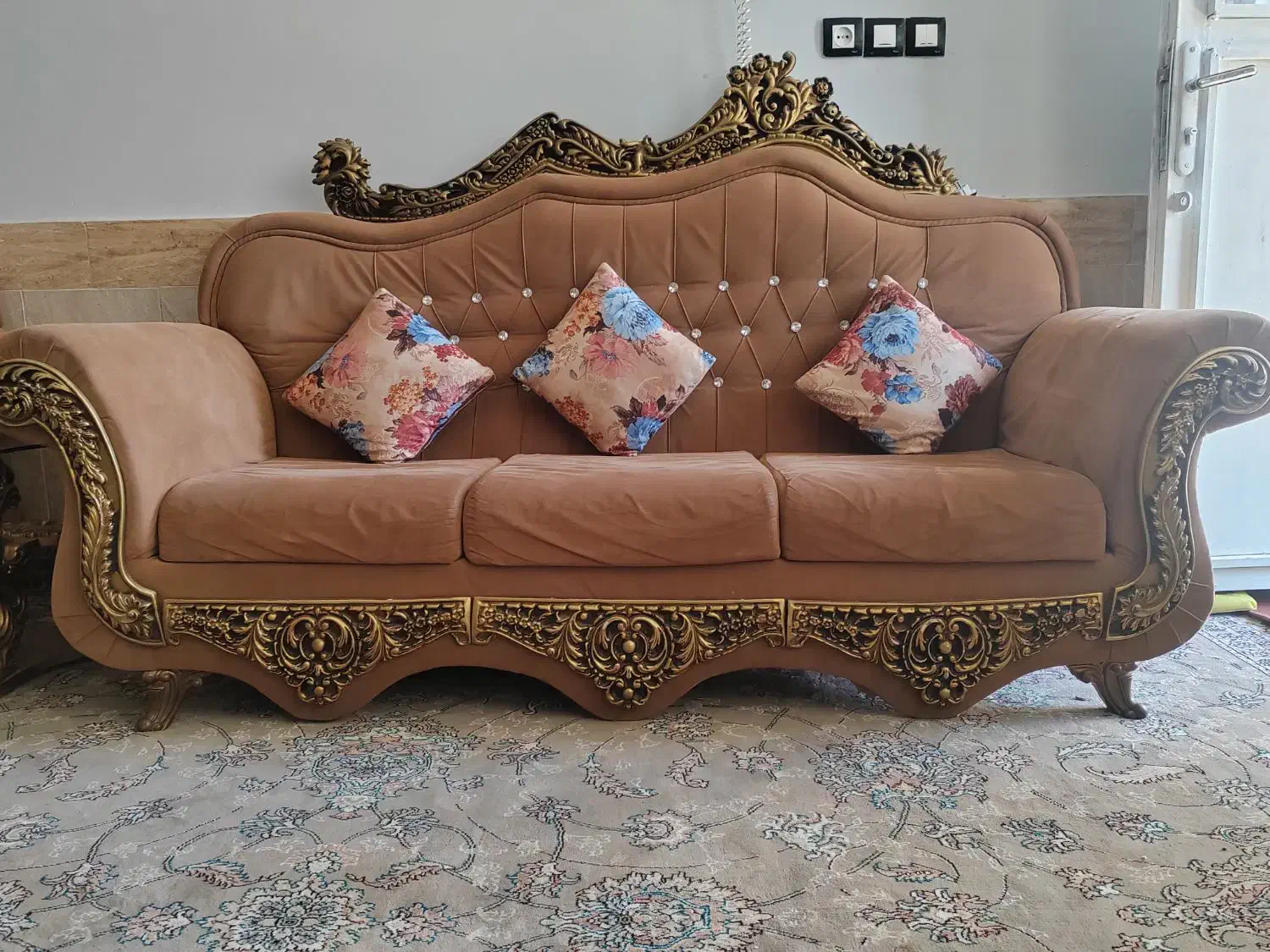 مبل نیم سلطنتی|مبلمان خانگی و میز عسلی|بیرجند, |دیوار