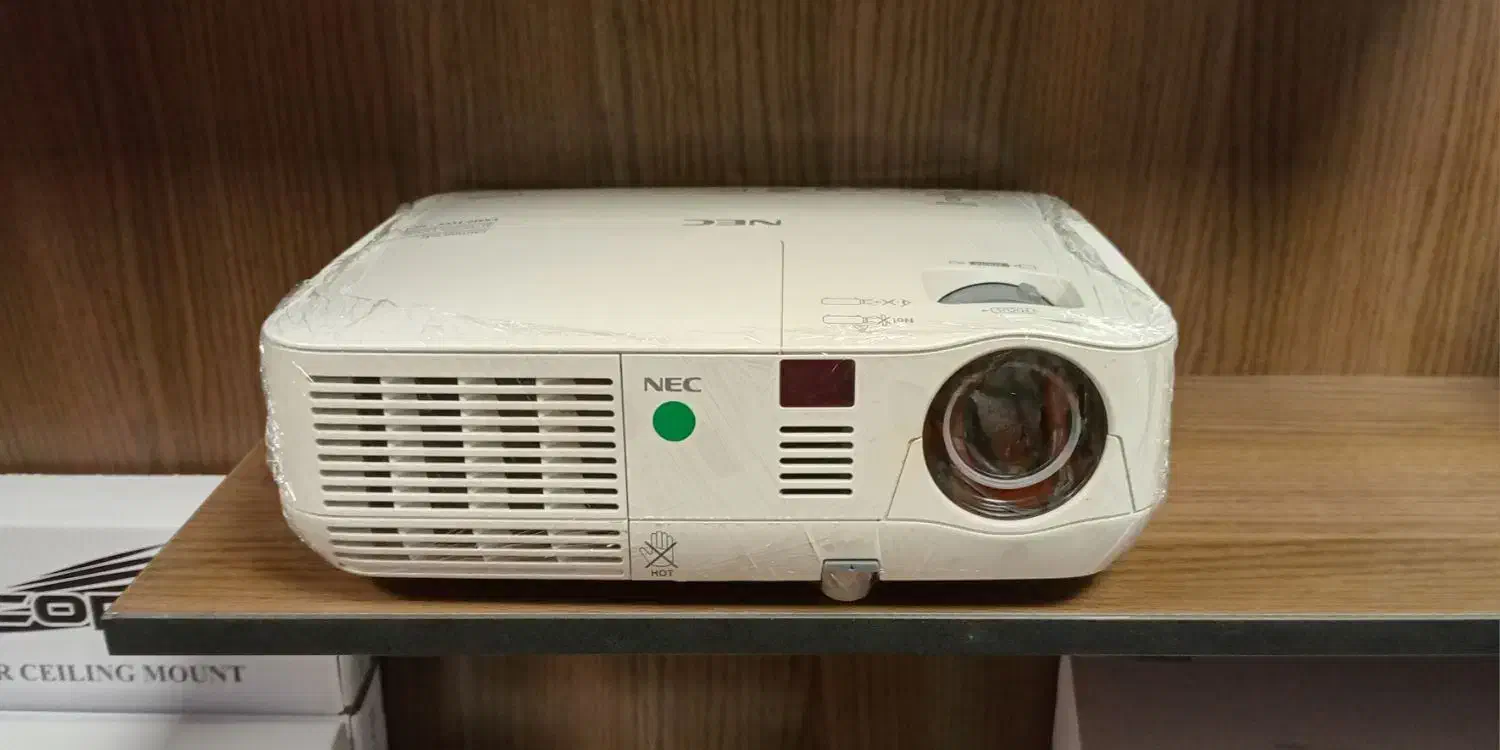 ویدیو پروژکتور NEC مدل v260x|تلویزیون و پروژکتور|رشت, معلم|دیوار