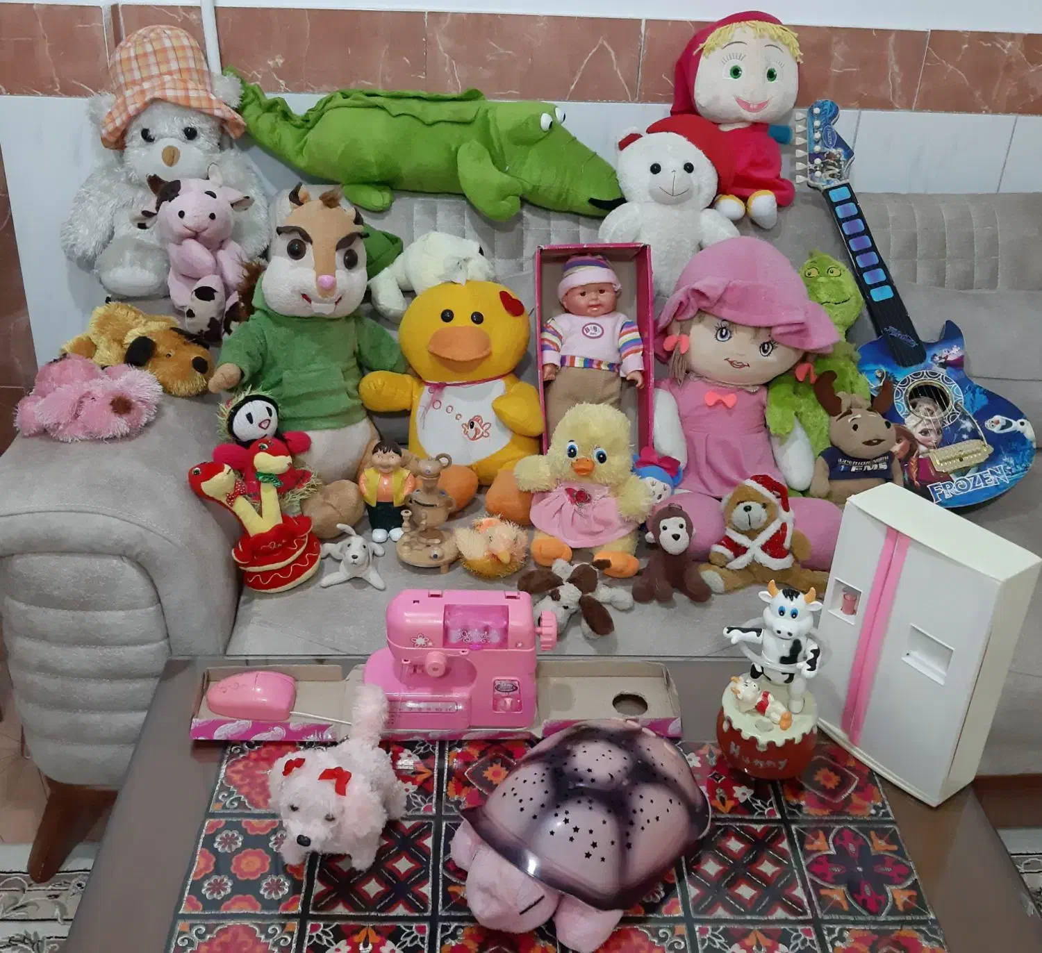 قیمت عروسکها دونه ای ۱۰۰۰۰۰ تومن|اسباببازی|الوند, |دیوار