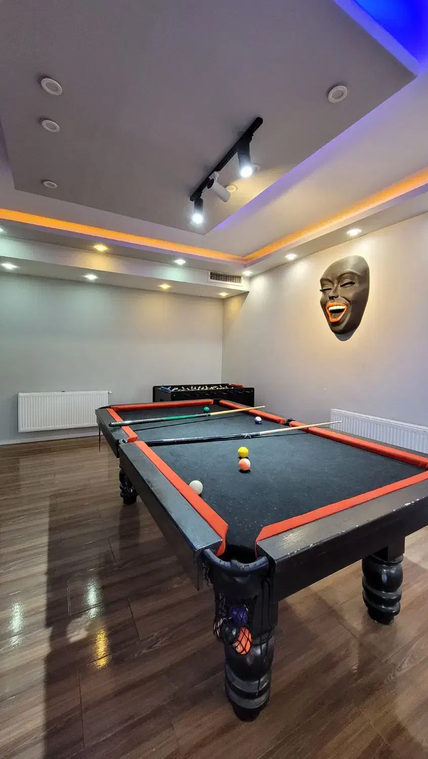 ۱۳۰ متر.۳ خواب تکواحدی.فول امکانات