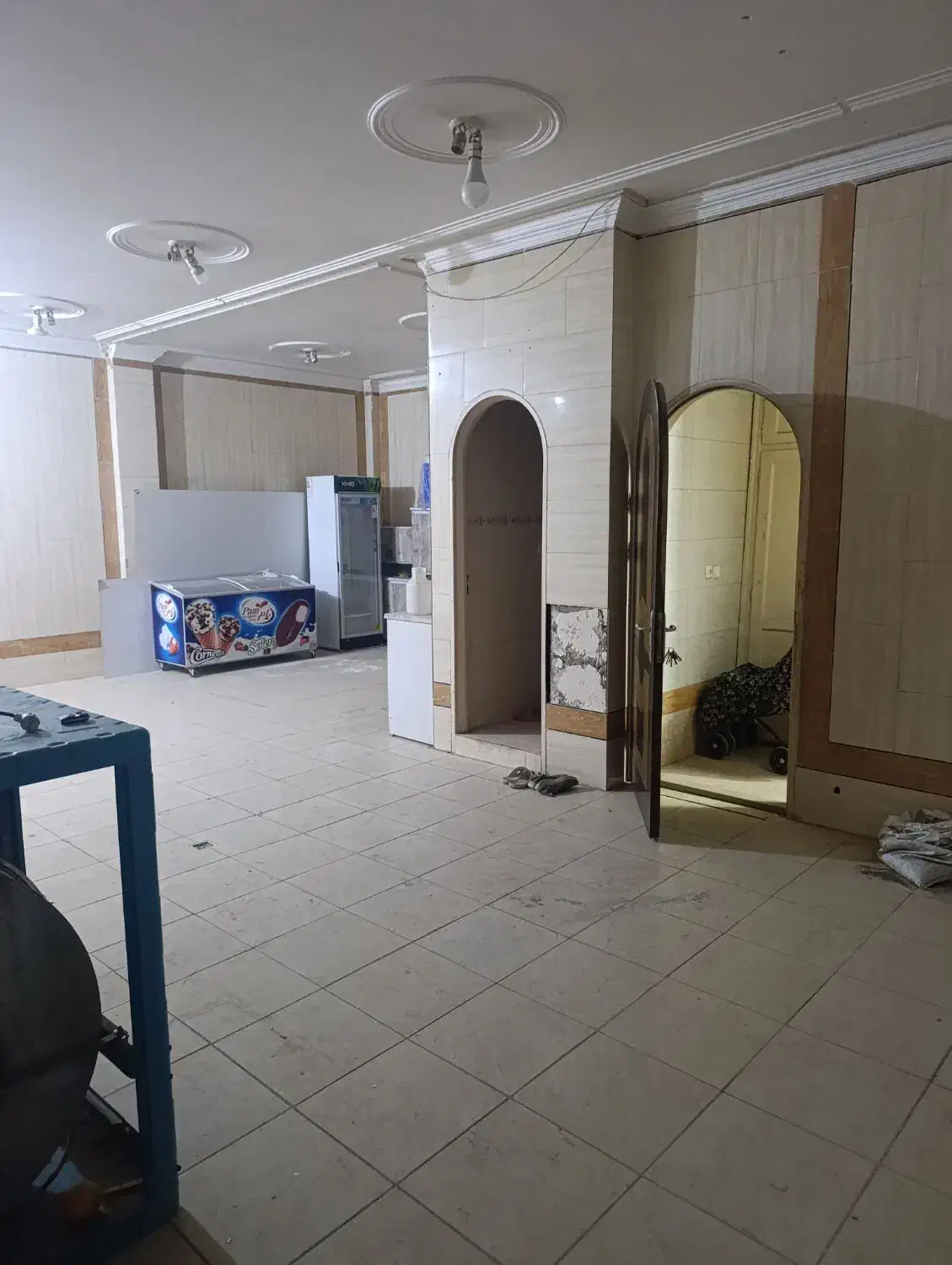 اجاره مغازه همکف و زیرزمین|اجارهٔ دفتر کار، اتاق اداری، مطب|خمینی‌شهر, |دیوار