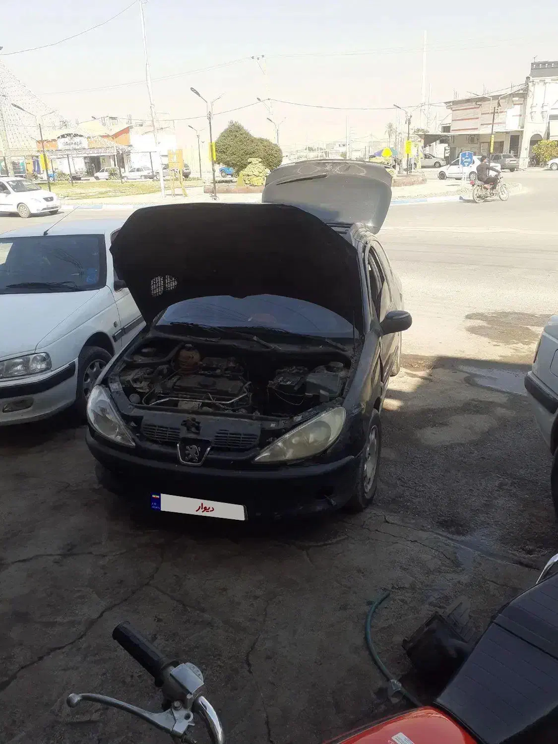 ۲۰۶ مشکی خواب بوده شاسی سالم خرج ظاهری داره|خودرو سواری و وانت|رامهرمز, |دیوار