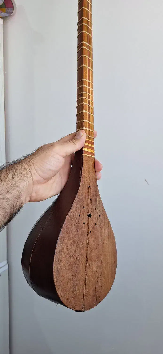 سه تار|سازهای سنتی|یزد, |دیوار