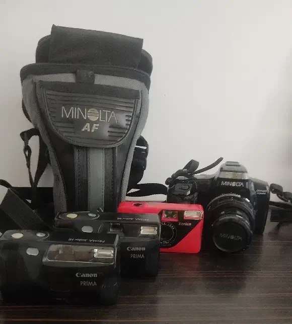 4عدد دوربین عکاسی+هندی کم سونی کلکسیونی ژاپنی|دوربین عکاسی و فیلم‌برداری|مشهد, شاهد (شهرک غرب)|دیوار