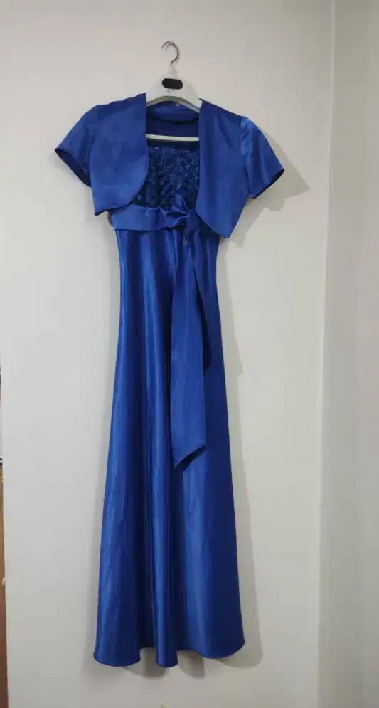 دوعدد لباس مجلسی بفروش میرسد|لباس|مسجد سلیمان, |دیوار