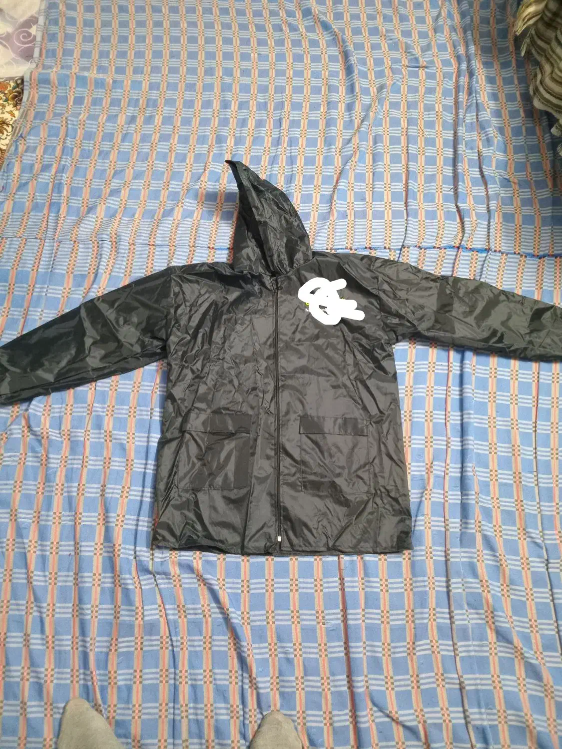 بادگیر نونونونو|لباس|خمین, |دیوار