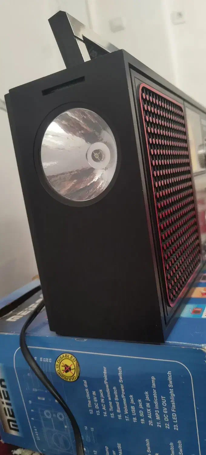 رادیو فلش ورم خور  و ساعت و چراغ دار|سیستم صوتی خانگی|تهران, امام حسین|دیوار