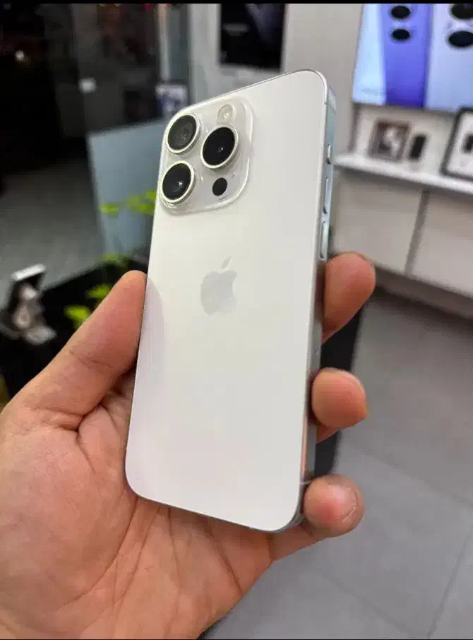 آیفون 15 پرو 256 zaa|موبایل|دوگنبدان, |دیوار