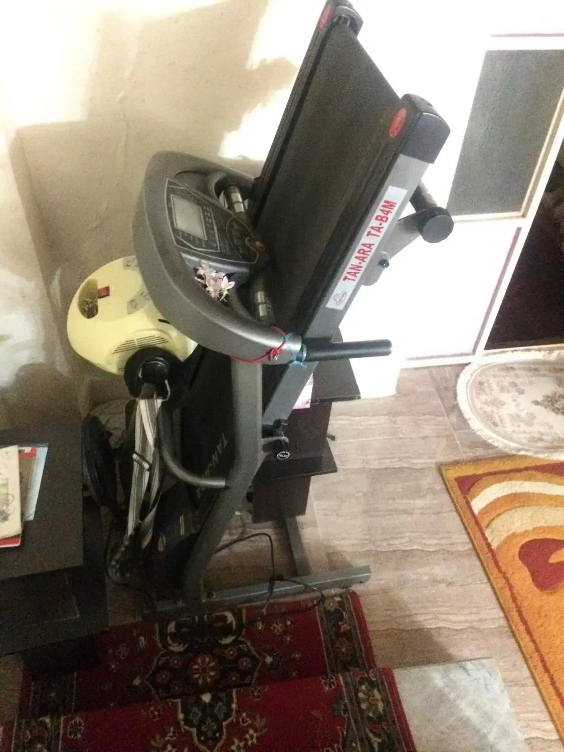 تردمیل تن آرا دو کاره موتور اصل سایز متوسط|تجهیزات ورزشی|قزوین, |دیوار