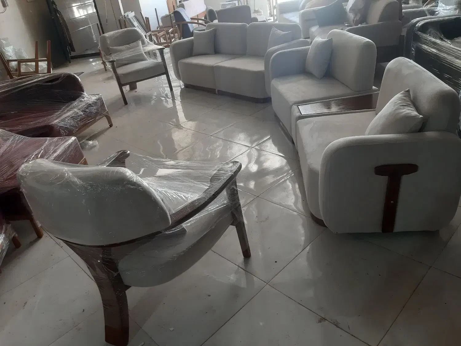 تولد مبلمان حسینی|مبلمان خانگی و میز عسلی|رباط‌کریم, وهن آباد|دیوار