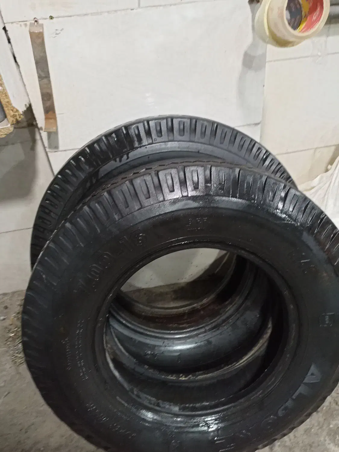 لاستیک نیسان لاستیک زامیاد 16 700 باکس موتور|قطعات یدکی و لوازم جانبی|باغ بهادران, |دیوار