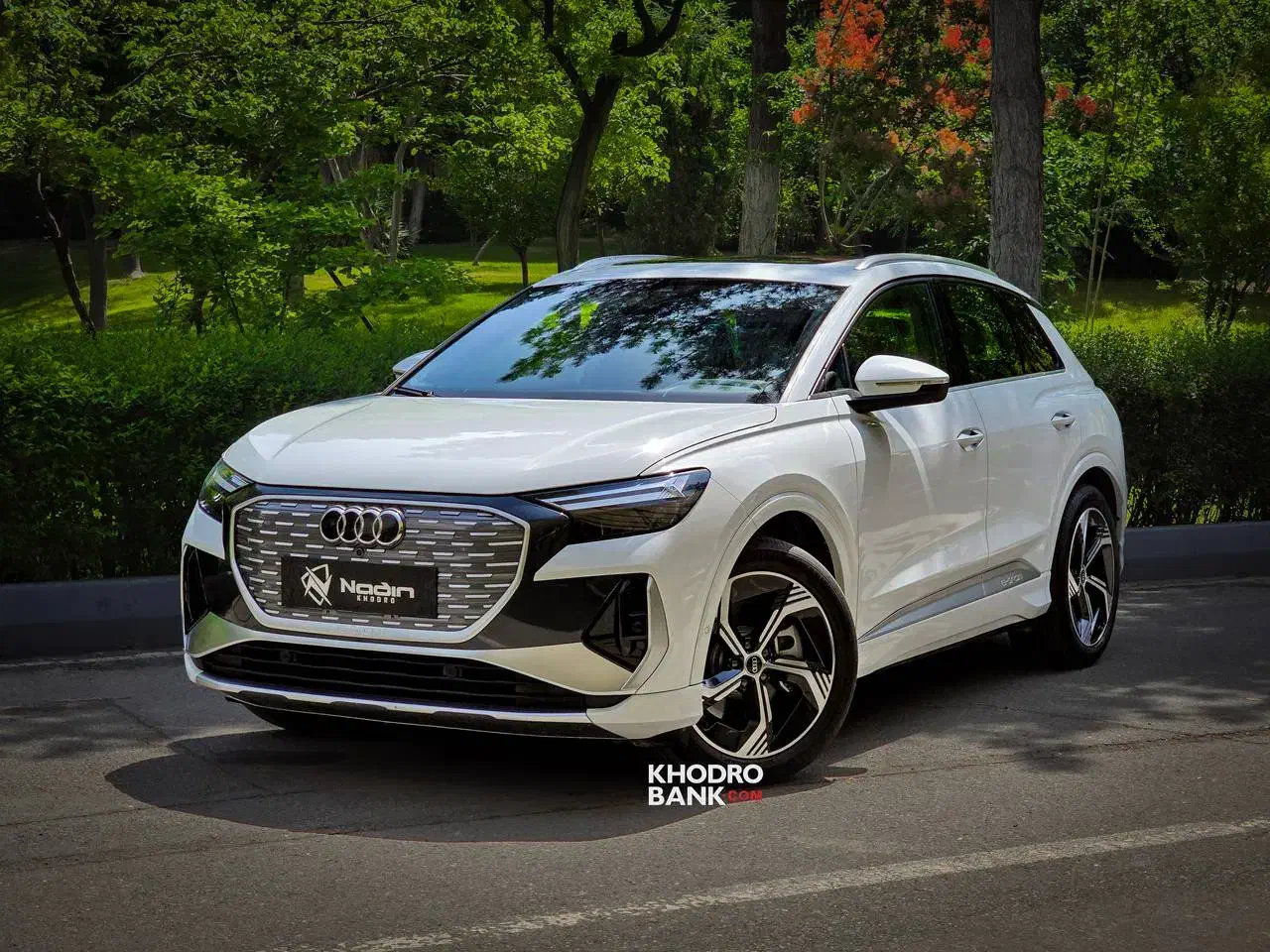 حواله خودرو آئودی Q4 و تویوتا BX4X|خودرو سواری و وانت|خان ببین, |دیوار