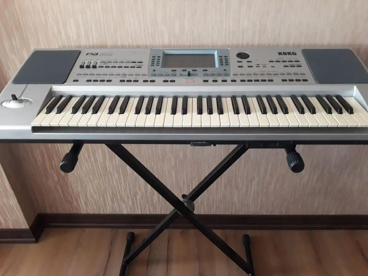کیبورد KORG مدل Pa 50|پیانو، کیبورد، آکاردئون|بروجن, |دیوار