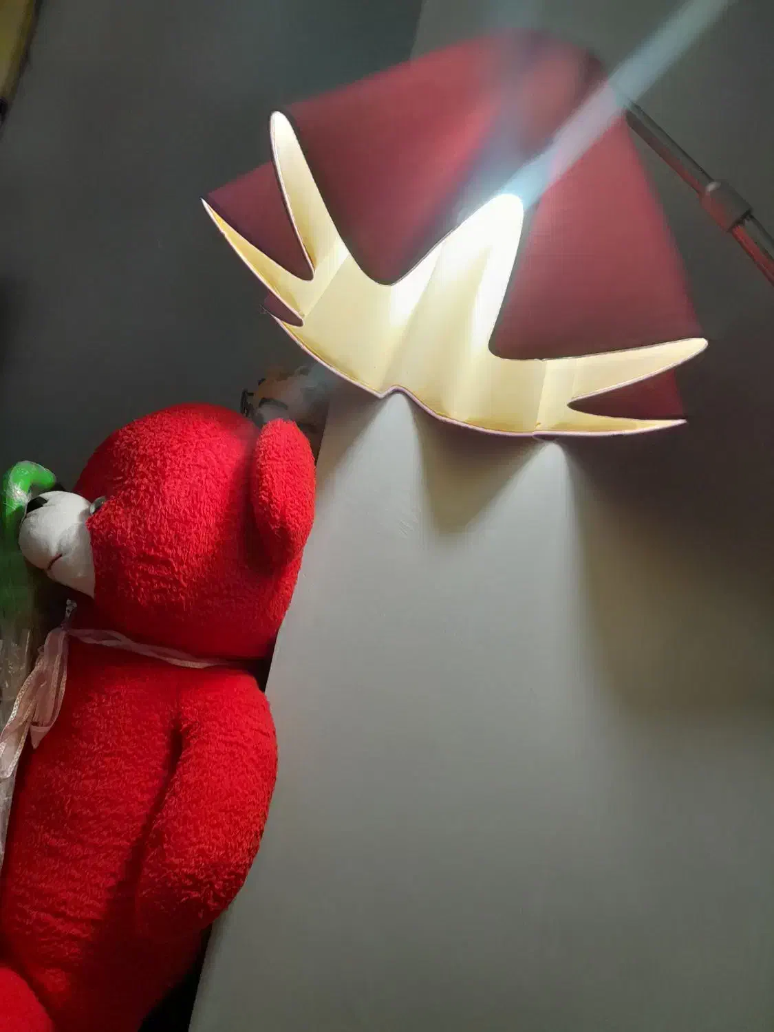 اباژور کنار سالنی|چراغ خواب و آباژور|کرج, حسین‌آباد|دیوار