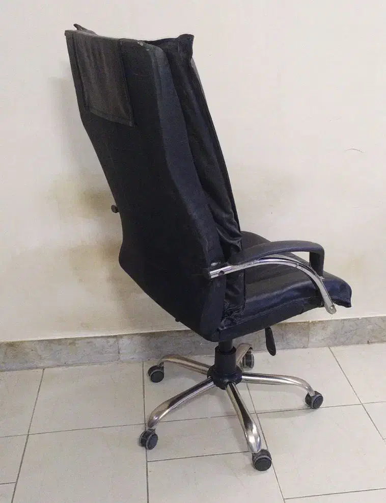 صندلی چرخدار مدیریتی|صندلی و نیمکت|اصفهان, طاحونه|دیوار