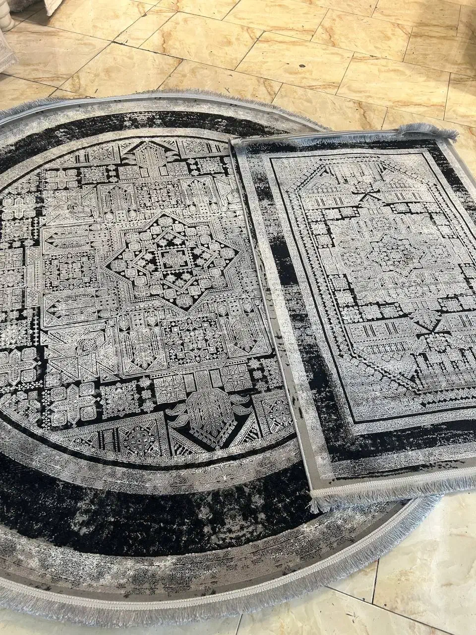 قالیچه ۱۲۰۰ شانه تمام نخ|فرش|نسیمشهر, |دیوار