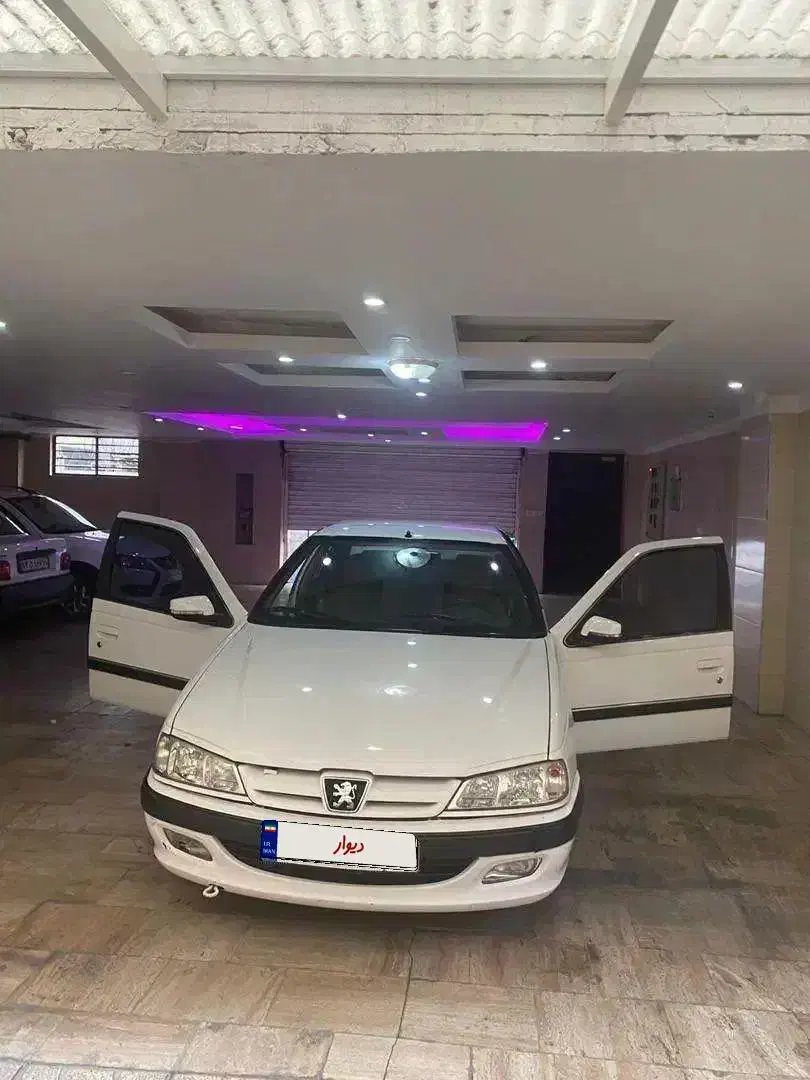 پژوپارس مدل ۹۸|خودرو سواری و وانت|تهران, باغ خزانه|دیوار