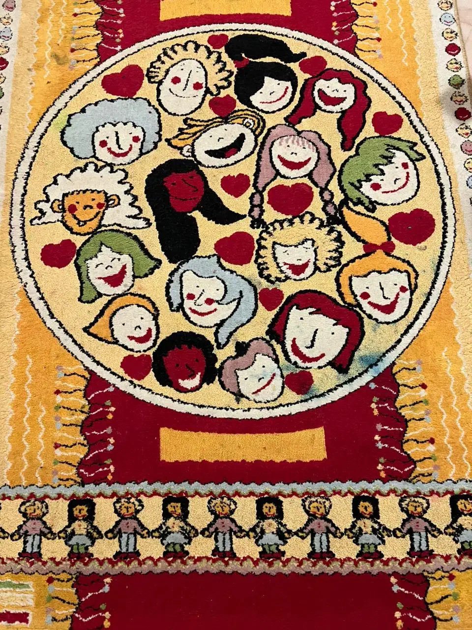 فرش کوچک|فرش|قائم‌شهر, |دیوار