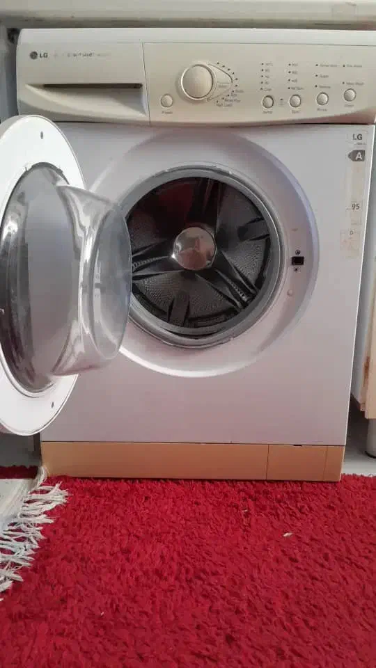 ماشین لباسشویی ال جی|ماشین لباسشویی و خشککن لباس|پرند, فاز ۴|دیوار