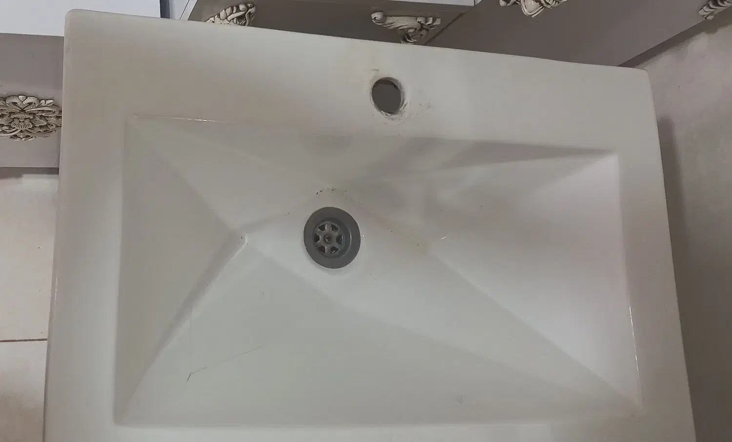 روشویی (دست شویی)|لوازم سرویس بهداشتی|گلبهار, شهر جدید گلبهار|دیوار