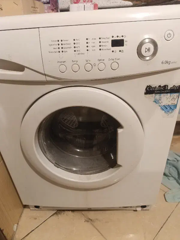 فروش به دلیل جا به جایی|ماشین لباسشویی و خشک‌کن لباس|شاهین‌شهر, مسکن مهر|دیوار