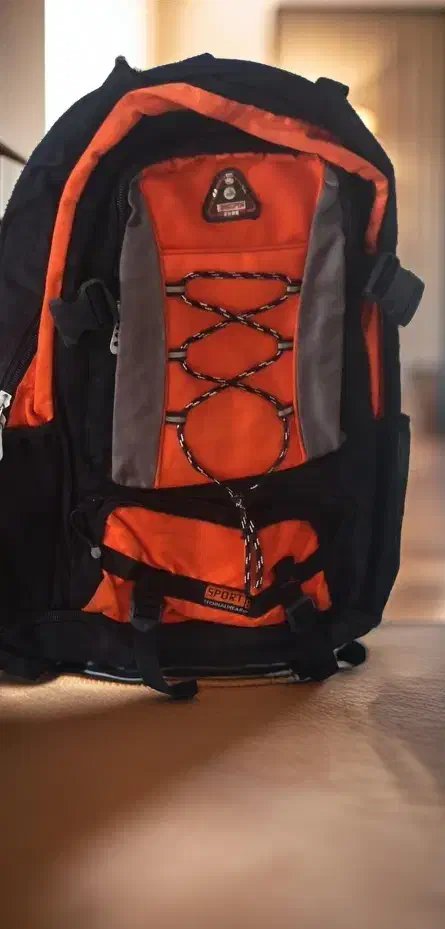 کوله پشتی نو استفاده نشده|کیف، کفش، کمربند|قشم, |دیوار