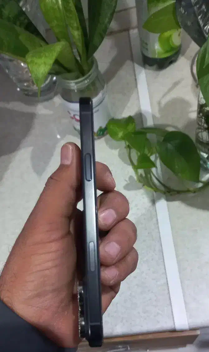 گوشی ۱۶ پرومکس zaمشکی ۲۵۶ گیگ|موبایل|مشهد, ایثارگران|دیوار