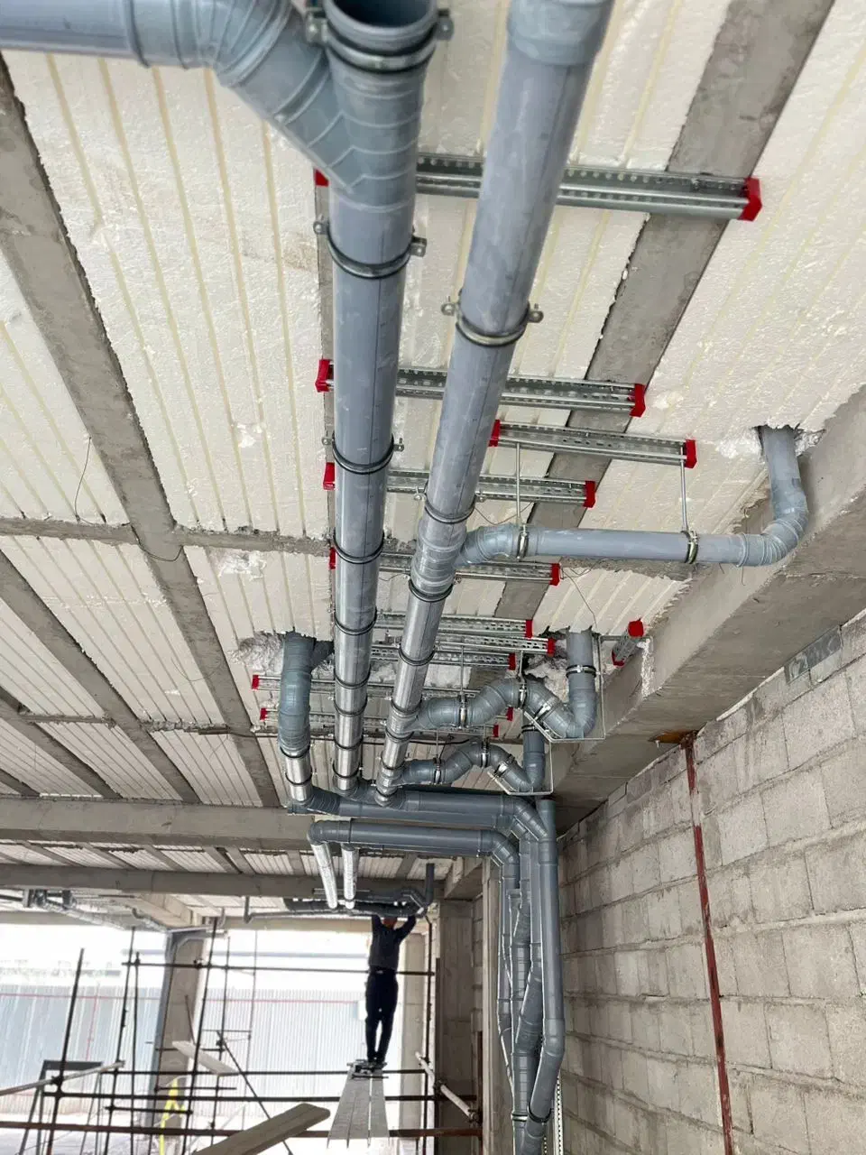 استخدام شاگرد لوله کشی|استخدام معماری، عمران و ساختمانی|یزد, |دیوار