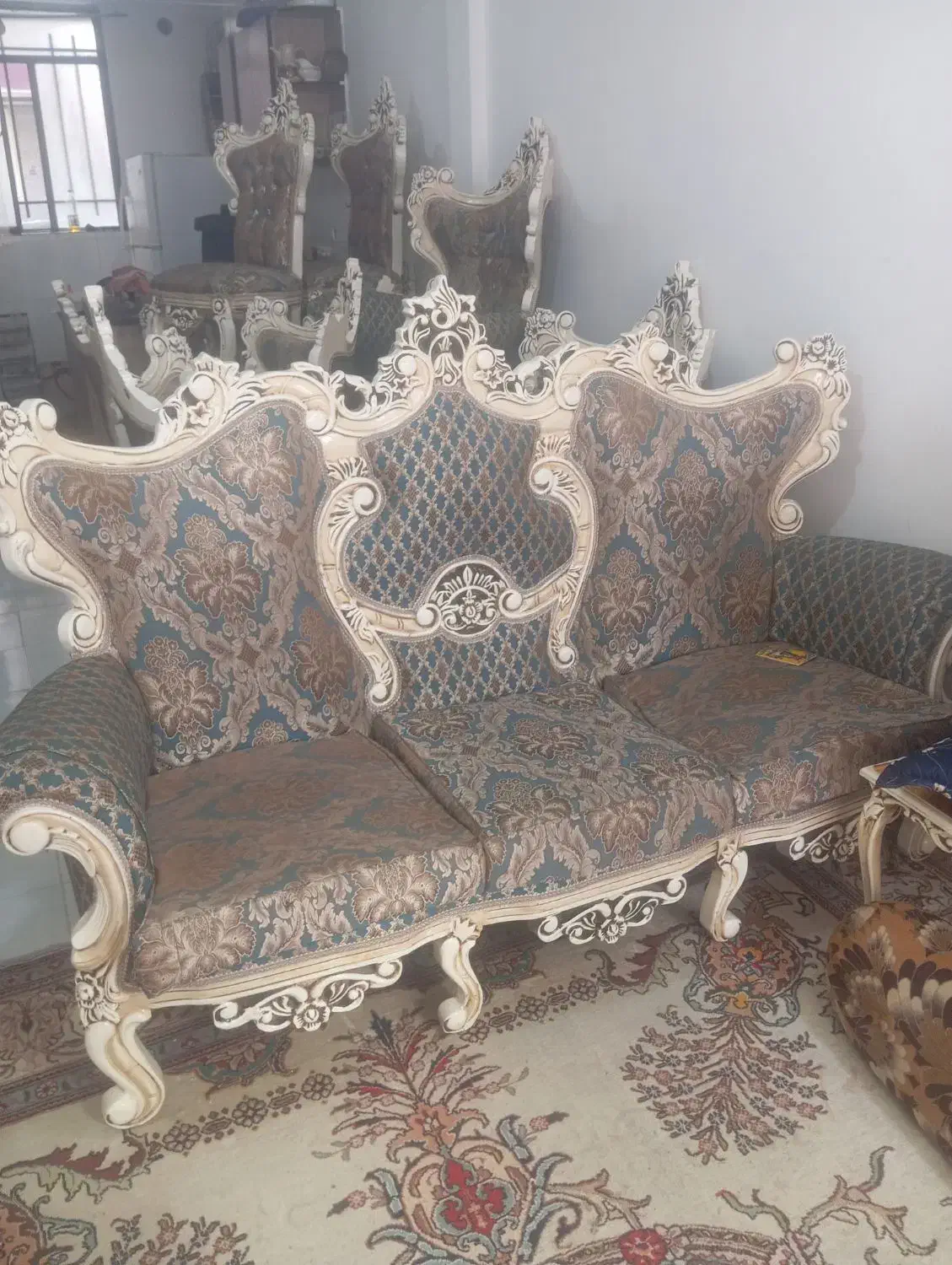 مبل سلطنطی با میز ناهار خوری خیلی تر تمیز|مبلمان خانگی و میز عسلی|خاوران, |دیوار