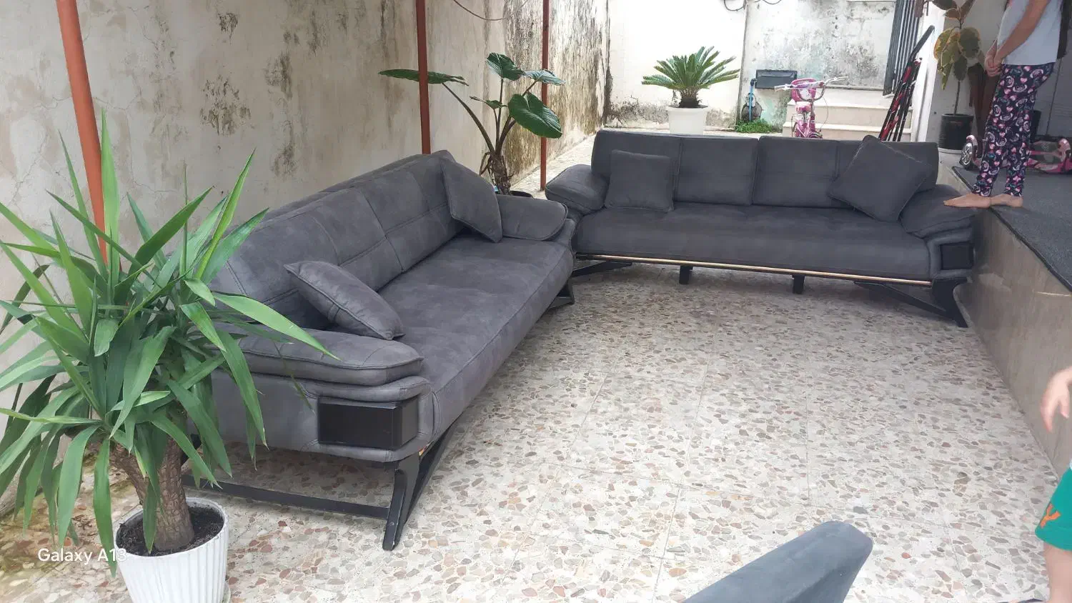 مبل  نو سالم|مبلمان خانگی و میز عسلی|بندر انزلی, خوش پیک|دیوار