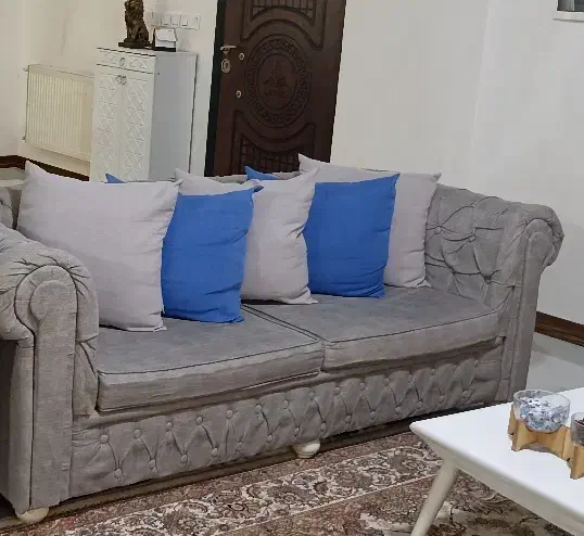 مبل هشت نفره چستر|مبلمان خانگی و میز عسلی|هشتگرد, شهرک بعثت|دیوار