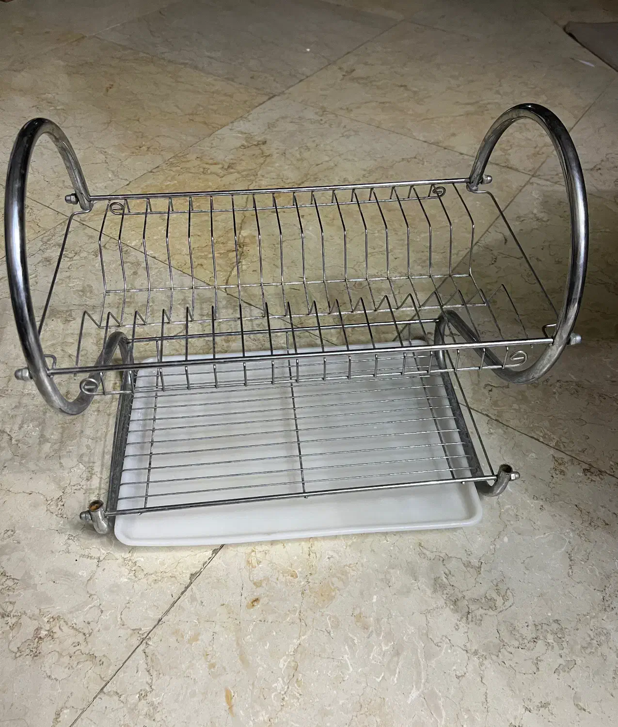 جا ظرفی|آب‌چکان و نظم‌دهنده ظروف|اصفهان, ملک|دیوار