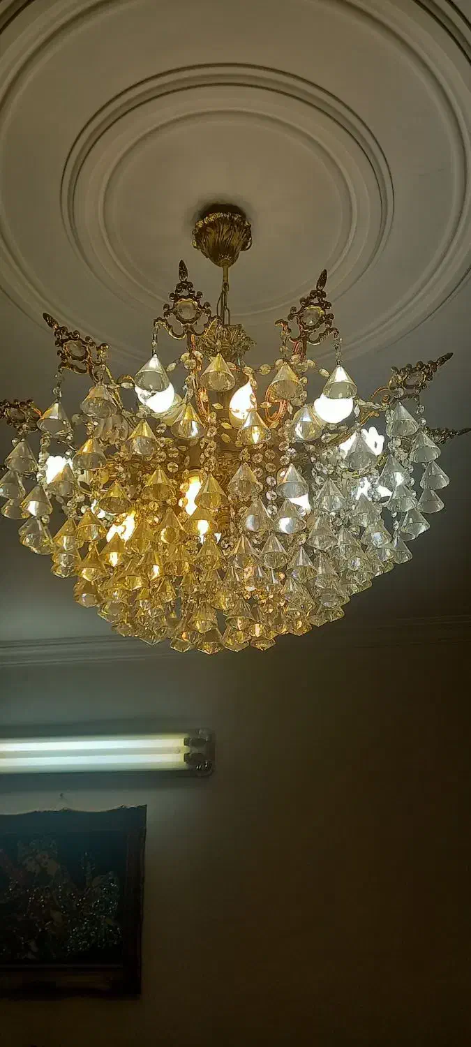 لوستر برونز|لوستر و چراغ آویز|اندیشه, اندیشه فاز ۱|دیوار