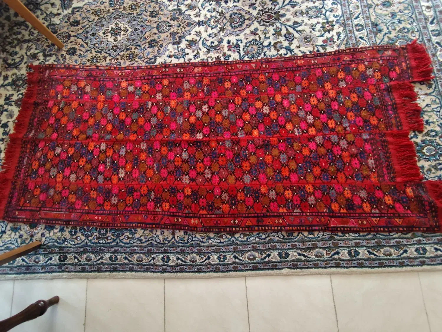 گلیم سوزنی قدیمی خوش رنگ و لعاب|گلیم، جاجیم، گبه|تبریز, |دیوار