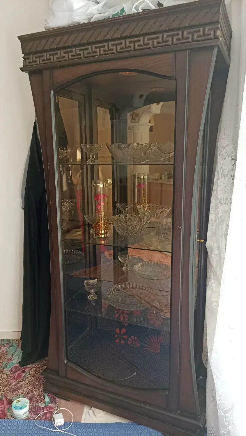 گنجه ، بوفه|بوفه، ویترین، کنسول|باسمنج, |دیوار