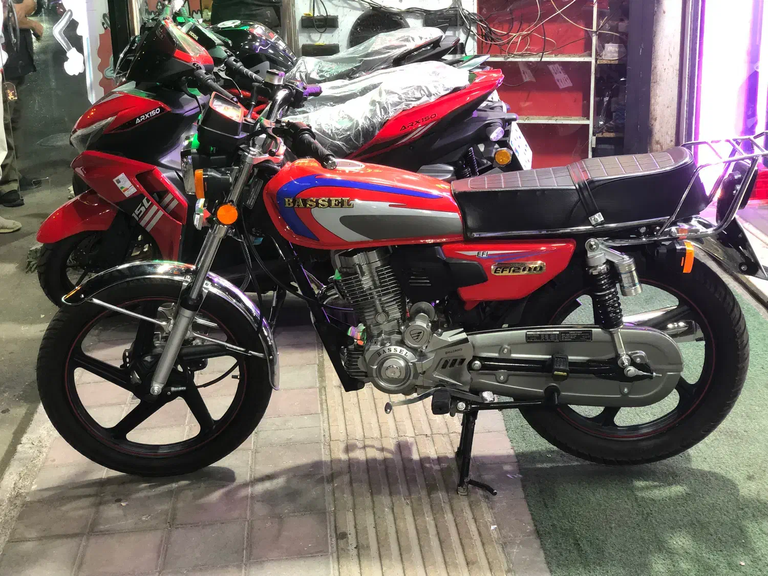 باسل 200 مدل ۱۴۰۴|موتورسیکلت|رشت, یخسازی|دیوار