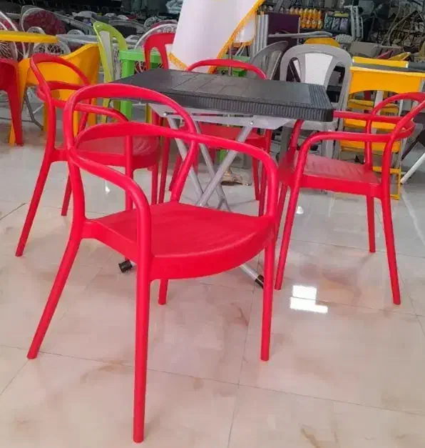 صندلی غذاخوری پلاستیکی فست فود افرا6 / تهران نواب|میز و صندلی غذاخوری|تهران, توحید|دیوار