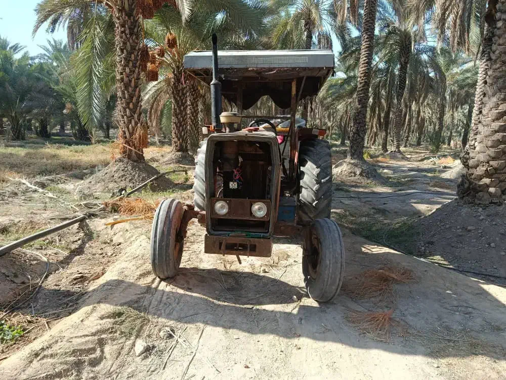 تراکتور ۴سیلندر انگلیسی مدل ۱۳۶۸ به شرط|خودرو سنگین|قیروکارزین, |دیوار