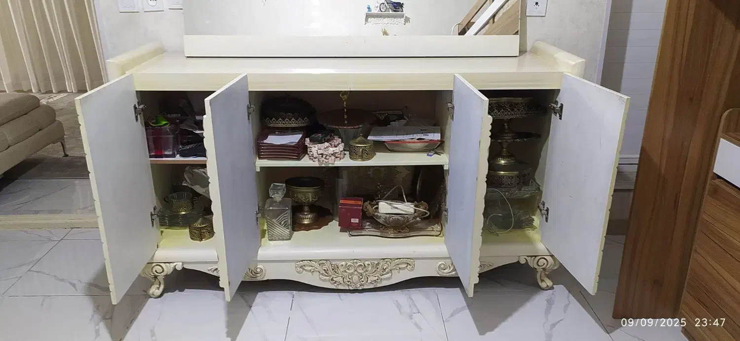 آینه و کنسول بزرگ|بوفه، ویترین، کنسول|دامغان, |دیوار