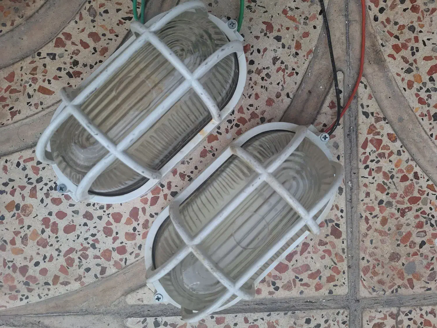 چراغ|لامپ و چراغ|باغستان, |دیوار