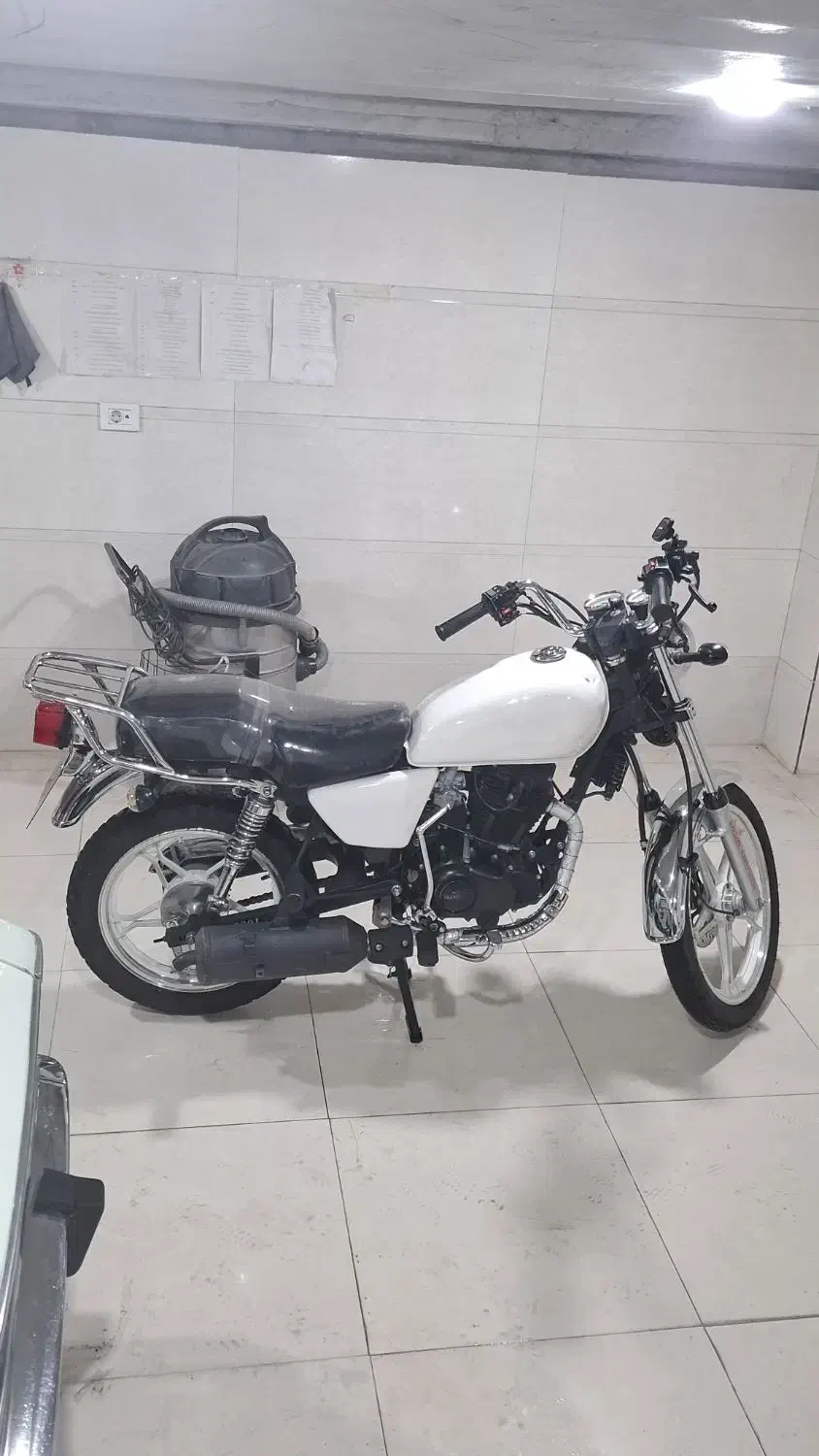 موتور هارتفورد اچ دی۲۰۰|موتورسیکلت|سروآباد, |دیوار