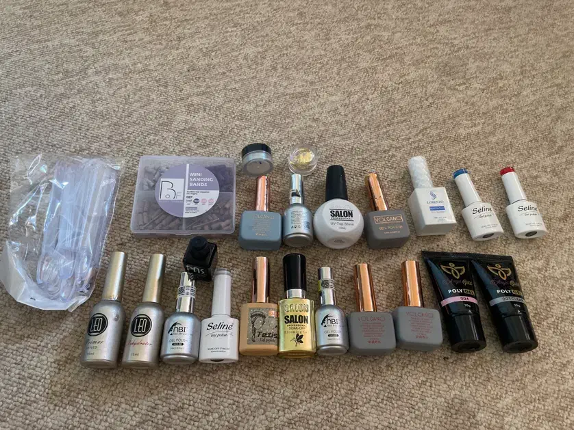 وسایل کاشت ناخن برای مبتدی حرفه ای استثنایی|آرایشگاه و سالنهای زیبایی|بندر امام خمینی, |دیوار