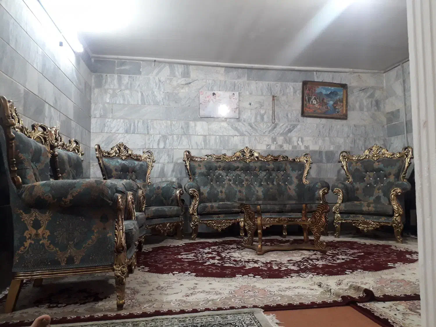 مبل سلطنتی ۷ نفره|مبلمان خانگی و میز عسلی|کرباسک, |دیوار