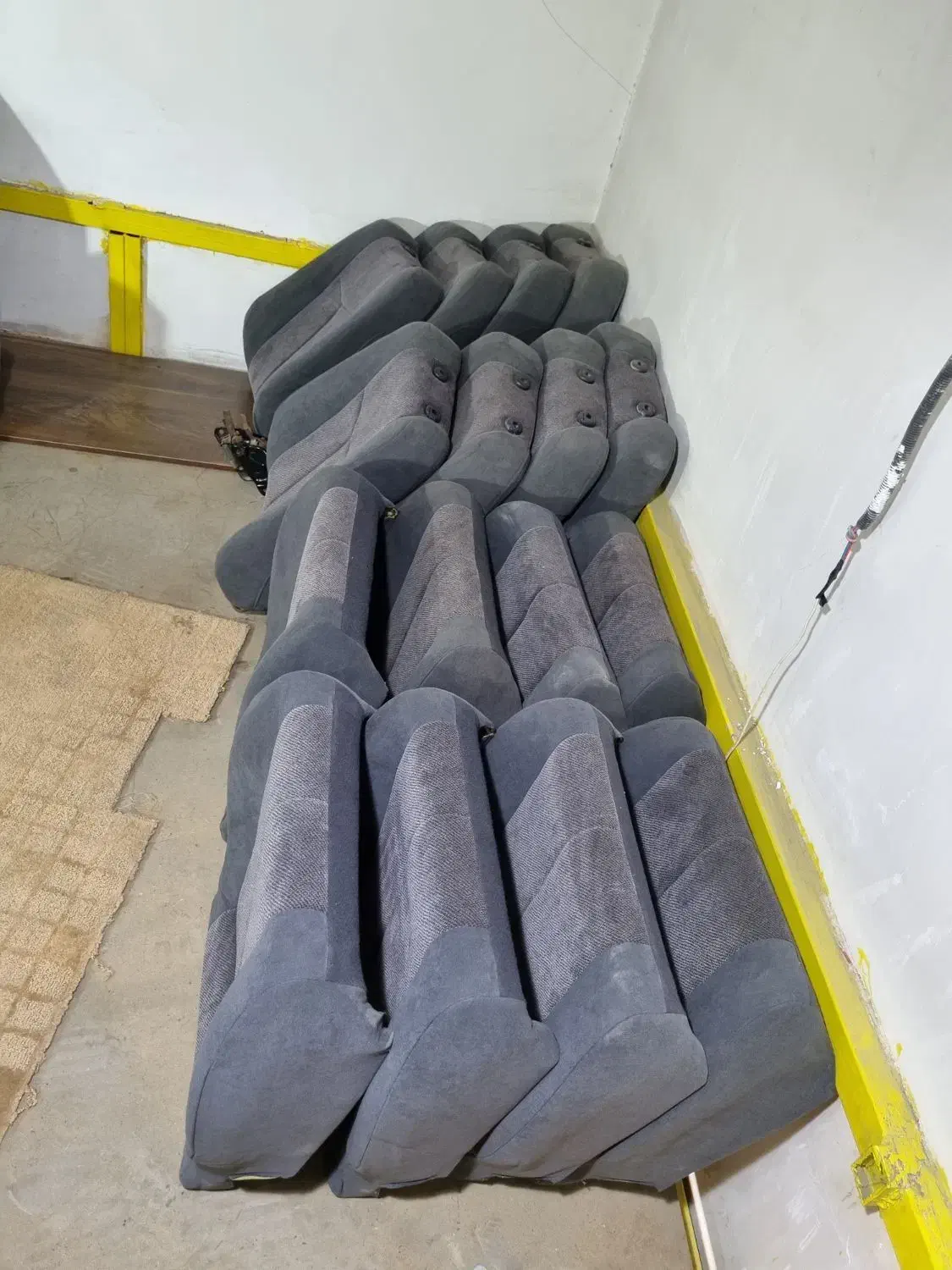 لوازم مزدا صندلی۳۲۳ و مزدا ۳|قطعات یدکی و لوازم جانبی|تهران, تهرانسر غربی|دیوار