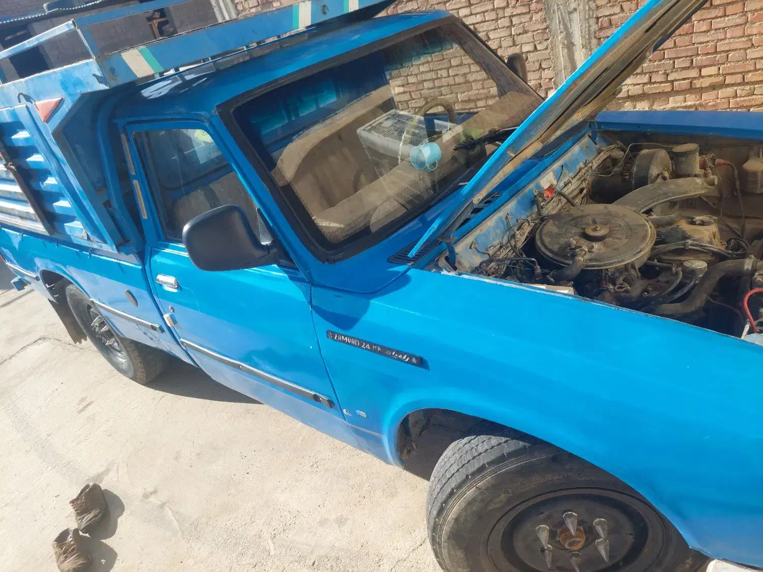 نیسان مدل ۸۲|خودرو سواری و وانت|باروق, |دیوار