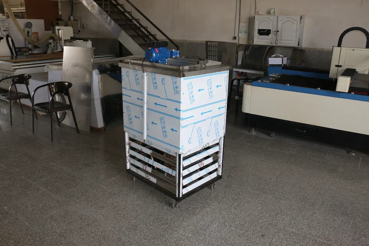 یخچال خنک کننده سردکن شیر سرد کن شیرسردکن 200لیتر|ماشینآلات صنعتی|اصفهان, شیخ اشراق|دیوار