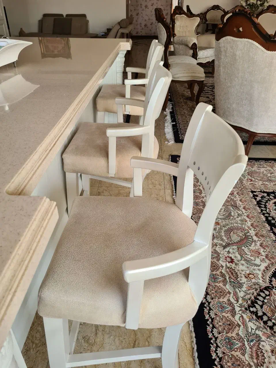 صندلی اپنی|صندلی و نیمکت|تهران, نیروی هوایی (پیروزی)|دیوار