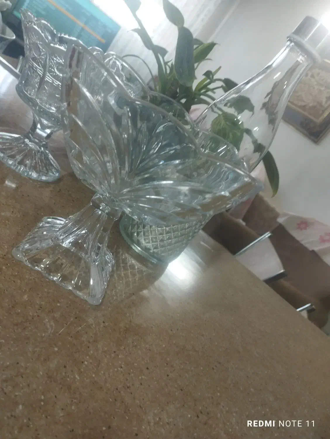 مقداری لوازم اشپزخانه|ظروف سرو و پذیرایی|قم, شاه سید علی|دیوار