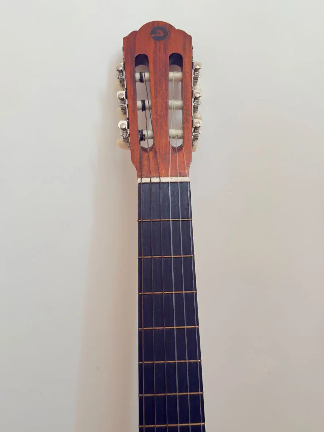 گیتار کلاسیک|گیتار، بیس، امپلیفایر|آبادان, |دیوار