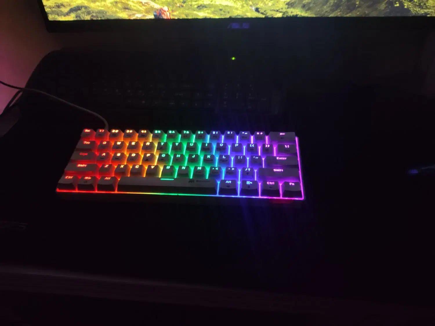 کیبرد مکانیکال برند Baytion با 13 حالت RGB|قطعات و لوازم جانبی رایانه|تهران, بروجردی|دیوار